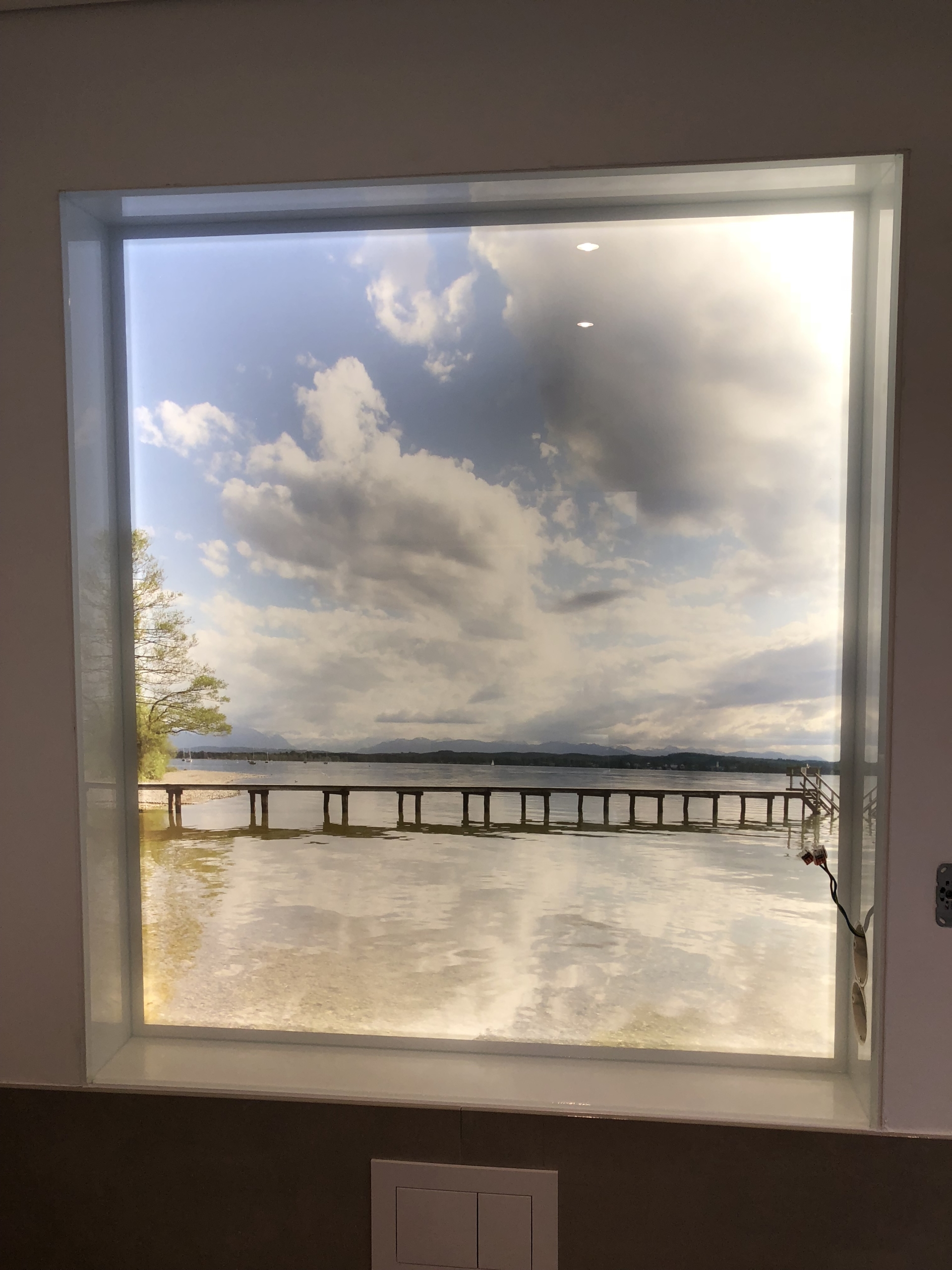 Glasbild hinterleuchtet See